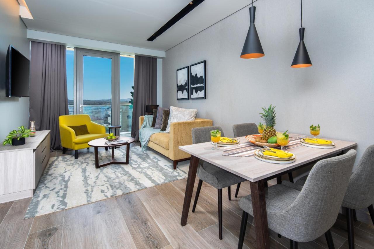 Citadines Abha Aparthotel Exterior photo A staged apartment at The Standard